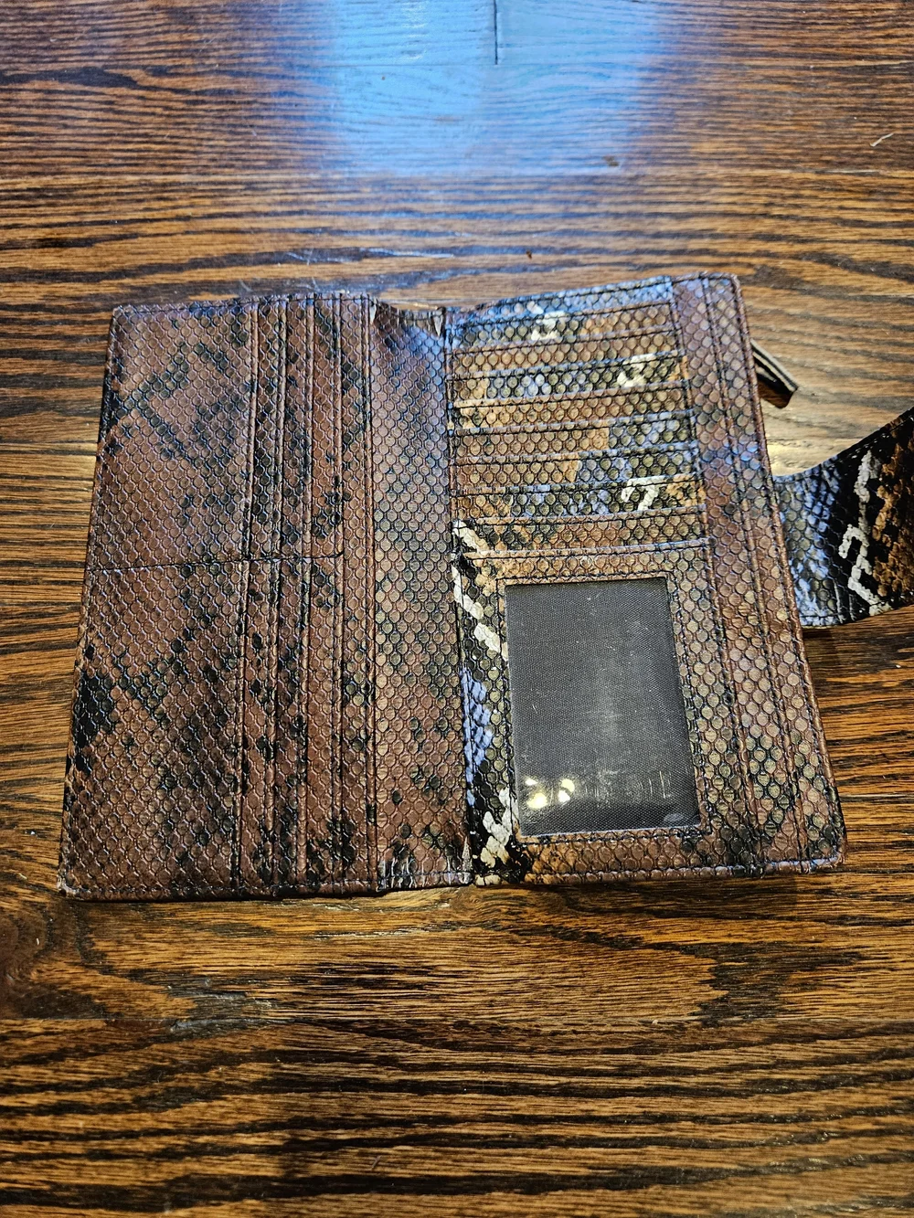 Kenneth Cole Reaction Brown Snakeskin-Texture Women's Wallet